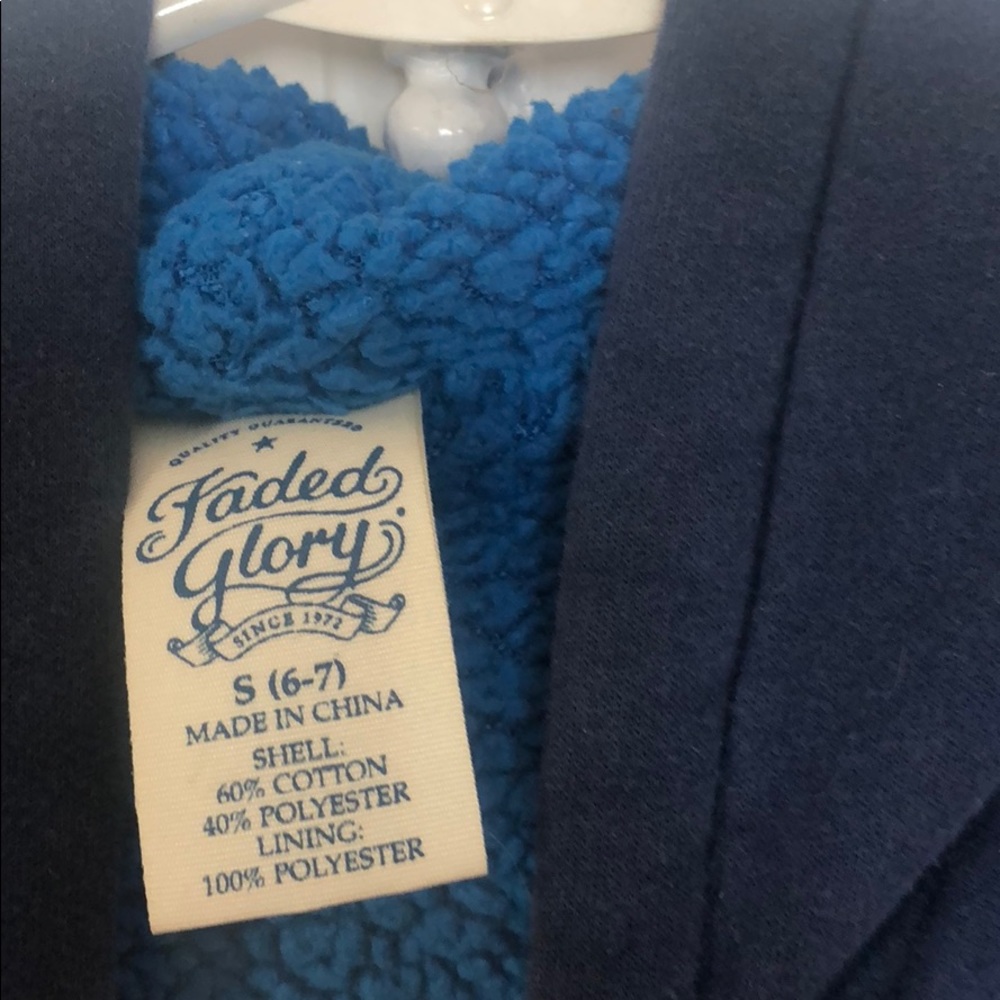 Navy blue jacket - Picture 2 of 3